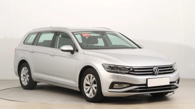 Volkswagen Passat, 2021