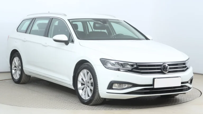 Volkswagen Passat, 2020