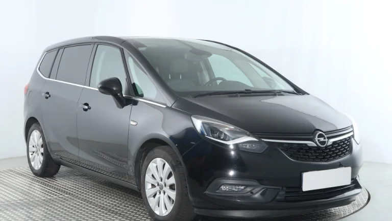 Opel Zafira, 2017