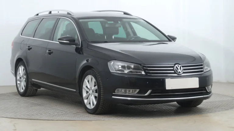 Volkswagen Passat, 2011