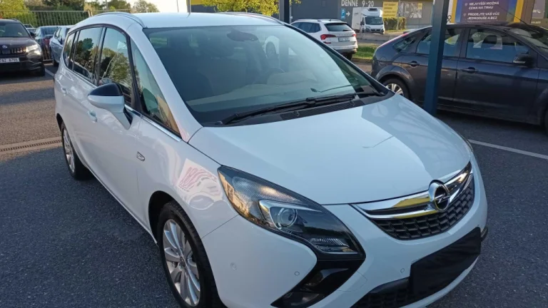 Opel Zafira Tourer, 2016