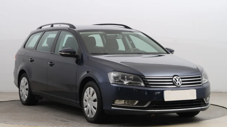 Volkswagen Passat, 2012