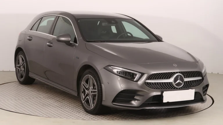 Mercedes-Benz A 250e, 2021