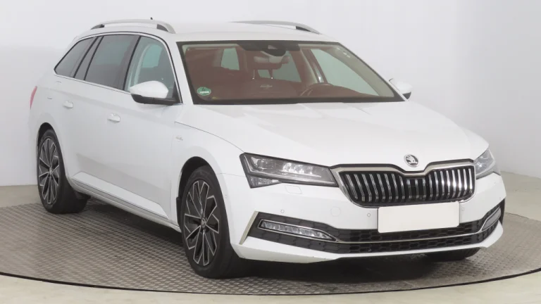 Škoda Superb, 2021
