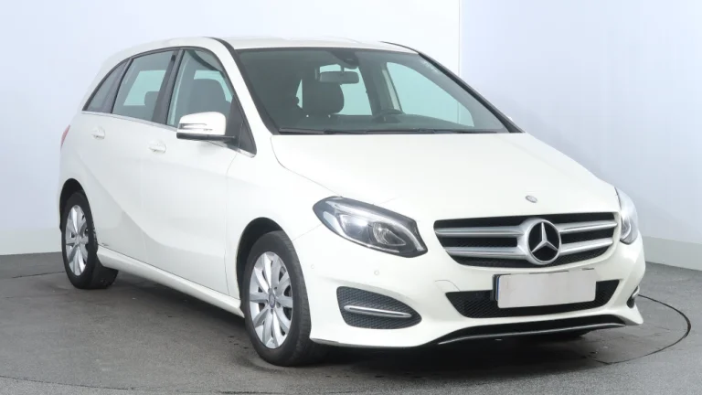 Mercedes-Benz B 180, 2017
