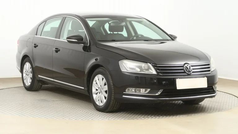 Volkswagen Passat, 2011