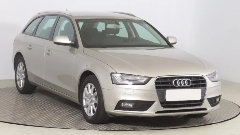 Audi A4, 2015