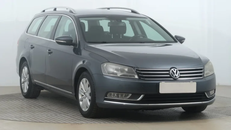 Volkswagen Passat, 2012