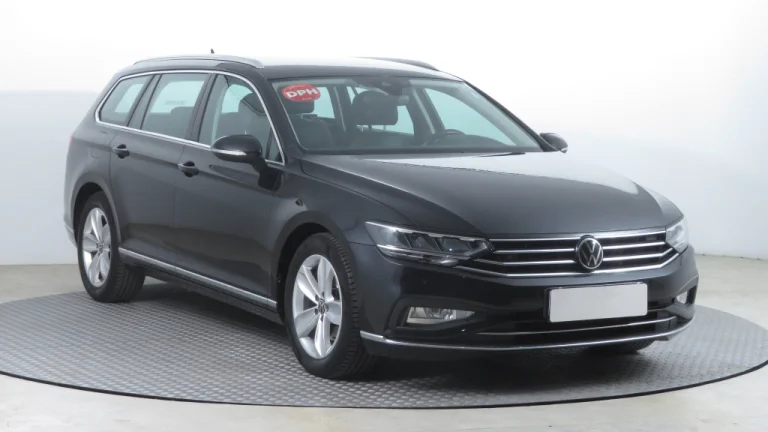 Volkswagen Passat, 2021