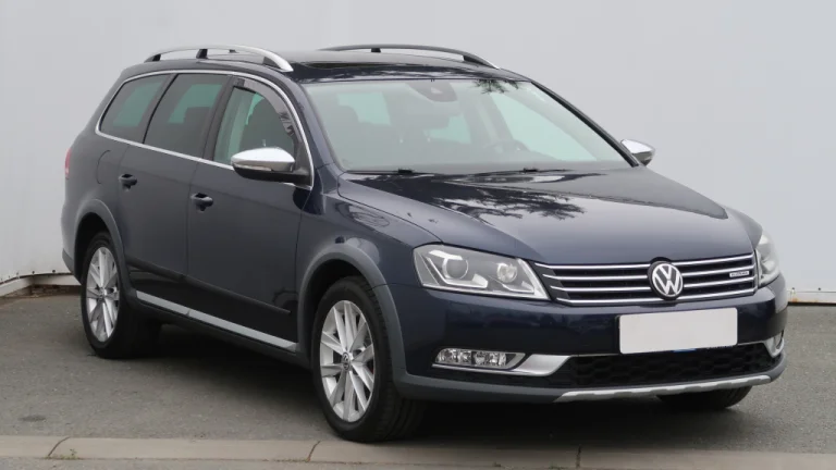 Volkswagen Passat, 2013