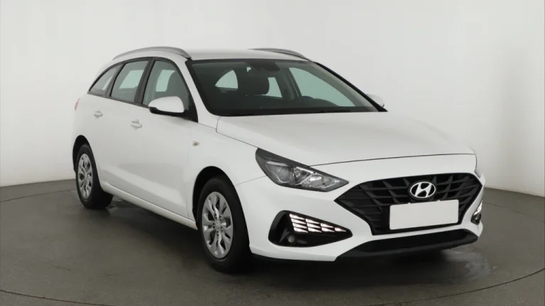 Hyundai i30, 2022
