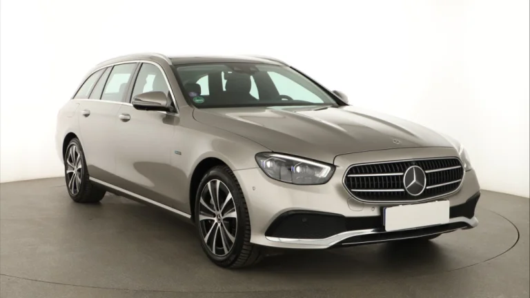 Mercedes-Benz E 300de, 2021