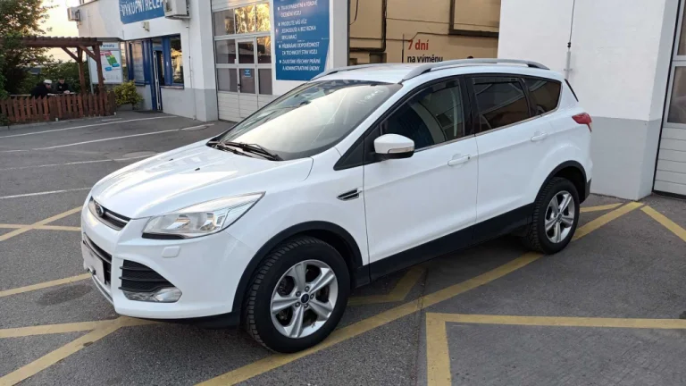 Ford Kuga, 2015