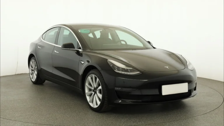 Tesla Model 3 Std Range Plus 52kWh, 2019
