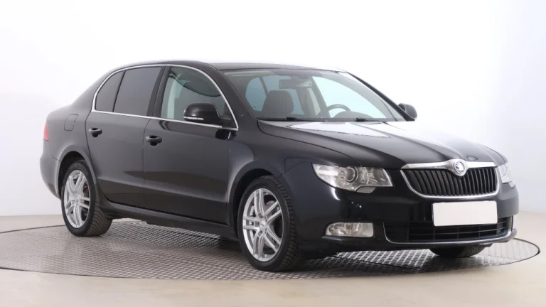 Škoda Superb, 2011