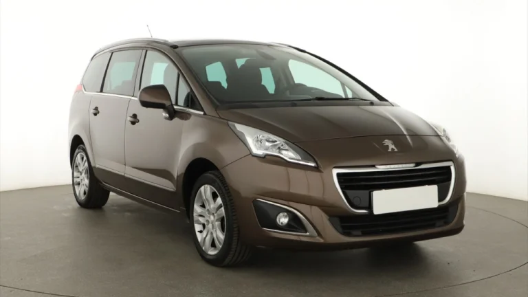 Peugeot 5008, 2015