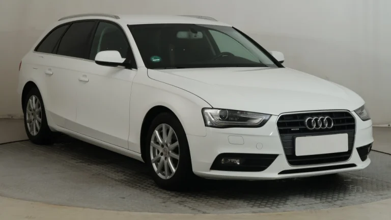 Audi A4, 2015
