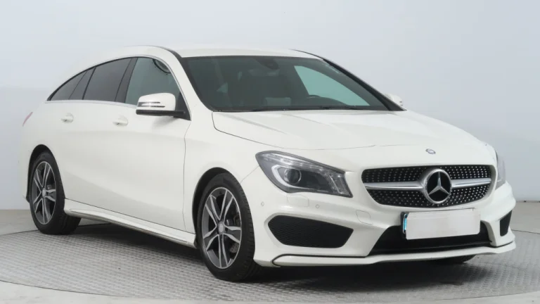 Mercedes-Benz CLA, 2016