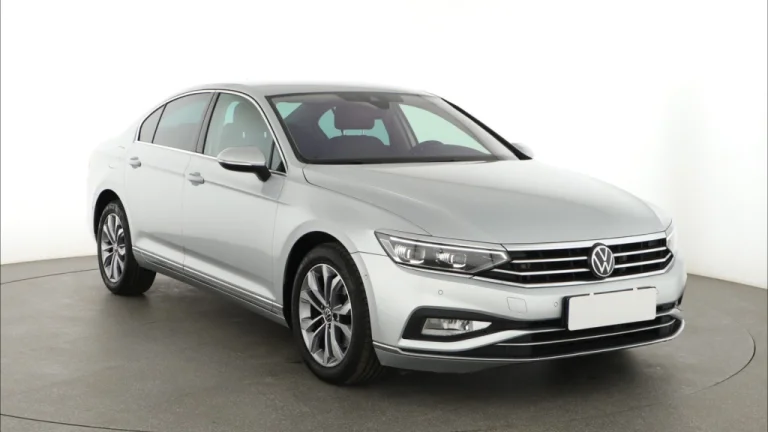 Volkswagen Passat, 2021