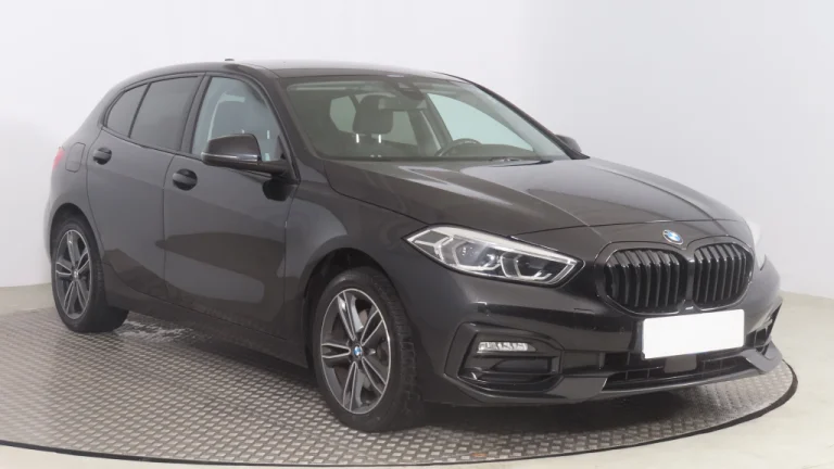 BMW 118i, 2020