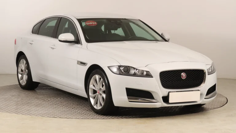 Jaguar XF, 2020