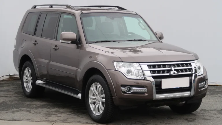 Mitsubishi Pajero, 2016