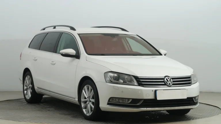 Volkswagen Passat, 2013