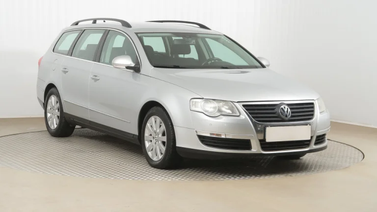 Volkswagen Passat, 2010