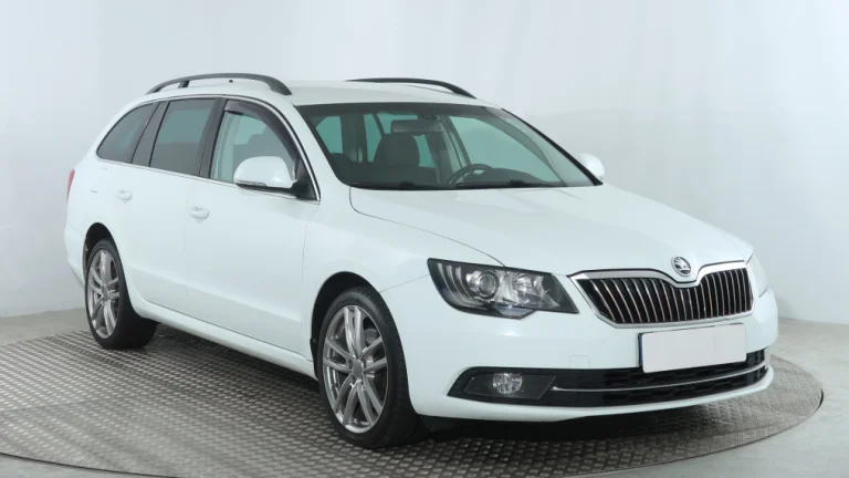 Škoda Superb, 2015