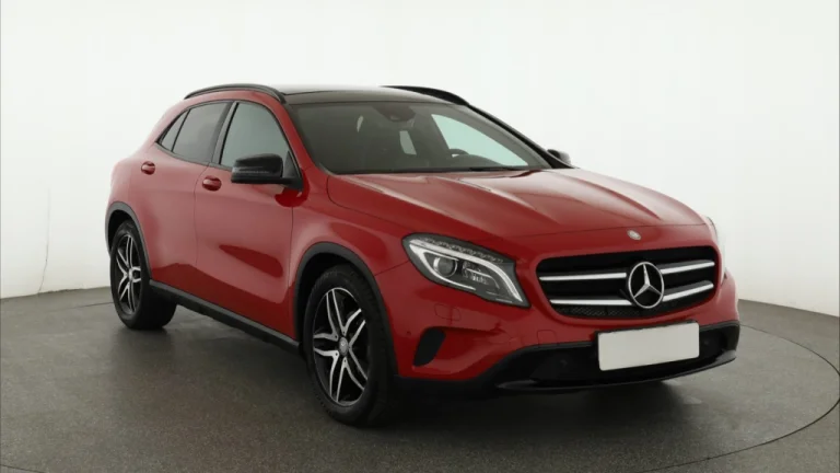 Mercedes-Benz GLA 220 CDI 4MATIC, 2014