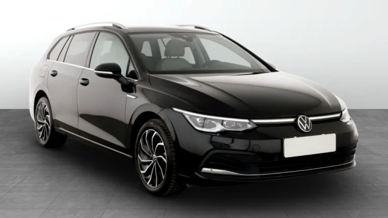 Volkswagen Golf, 2023