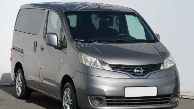 Nissan NV200, 2012