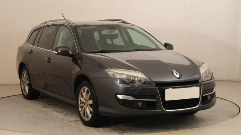 Renault Laguna, 2011