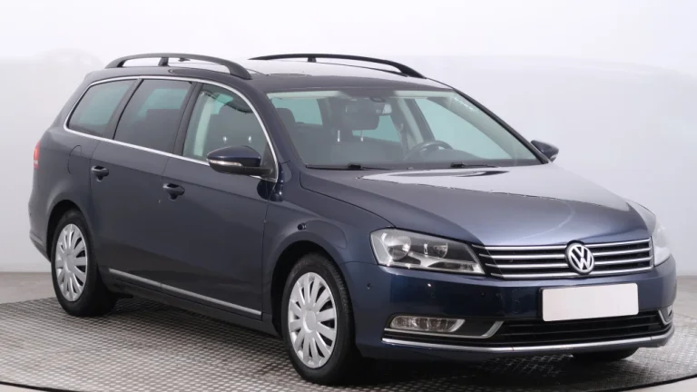 Volkswagen Passat, 2011