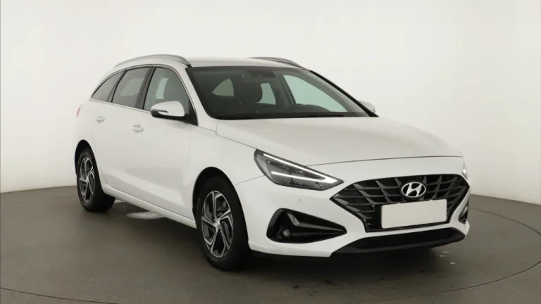 Hyundai i30, 2023