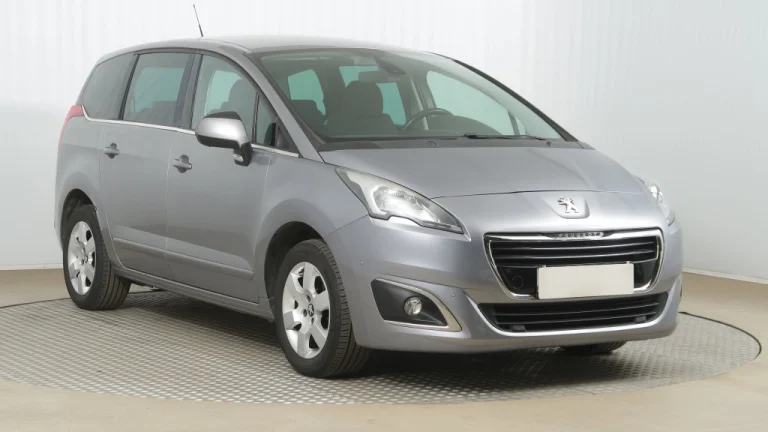 Peugeot 5008, 2015