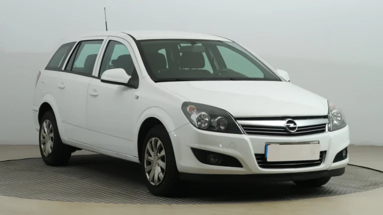 Opel Astra, 2012