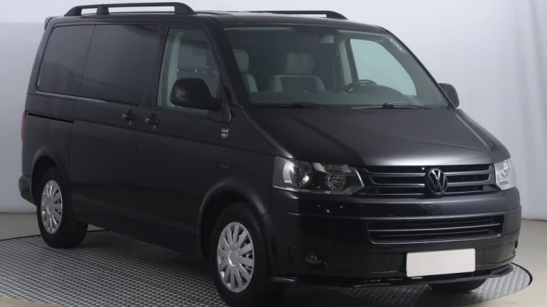 Volkswagen Caravelle, 2013