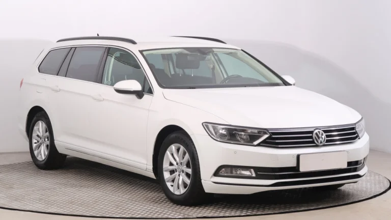Volkswagen Passat, 2015