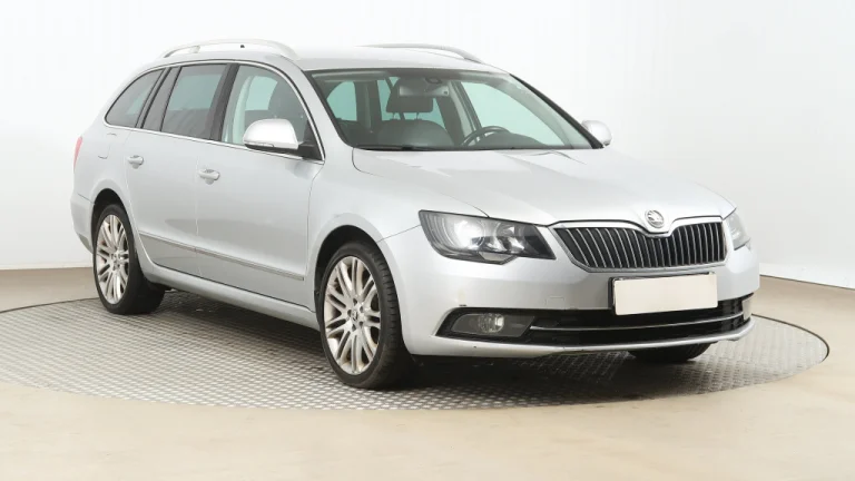 Škoda Superb, 2014