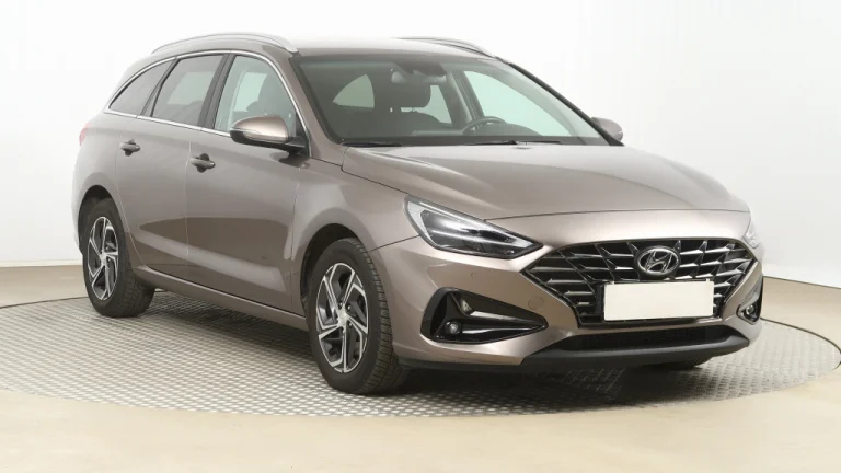 Hyundai i30, 2022