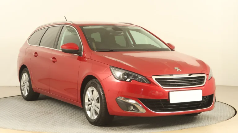 Peugeot 308, 2015