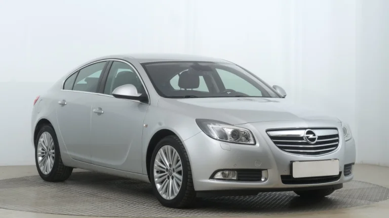 Opel Insignia, 2011