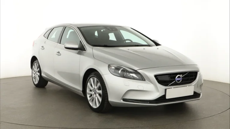 Volvo V40, 2016