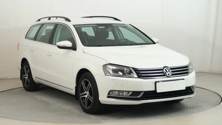 Volkswagen Passat, 2012
