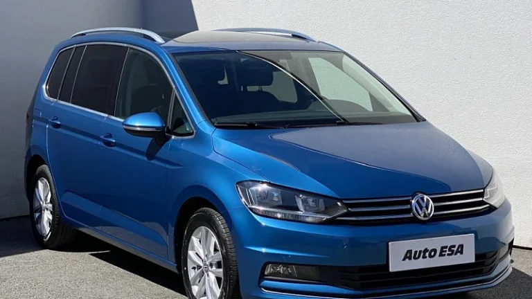 Volkswagen Touran 2.0 TDi Highline