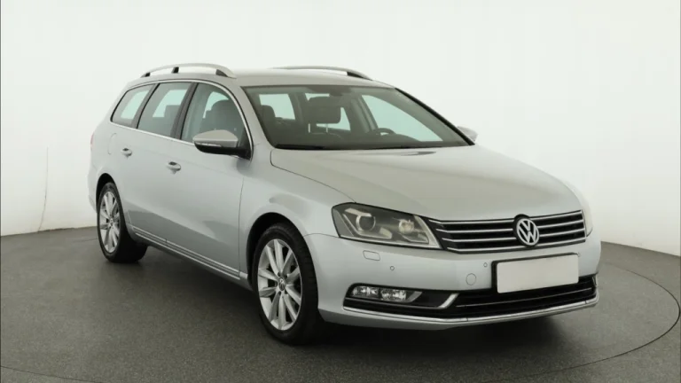 Volkswagen Passat, 2012