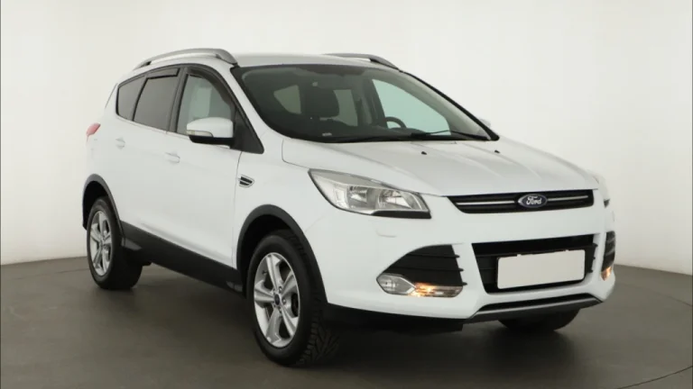Ford Kuga, 2015