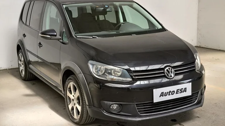 Volkswagen Touran 1.4 TSi CROSS