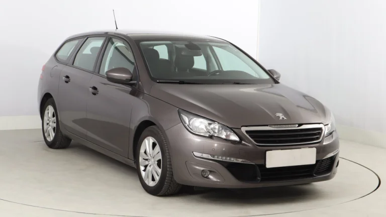 Peugeot 308, 2015